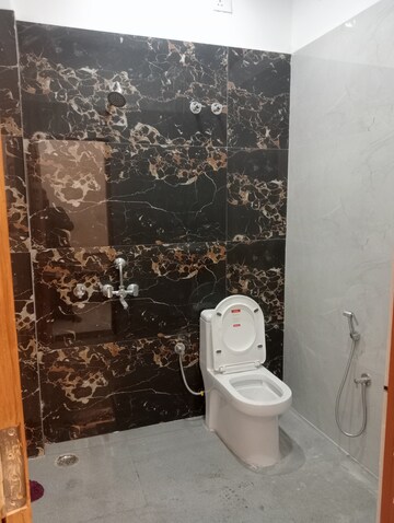 Bathroom in 2 BHK Villa at Faizabad Road – for Sale