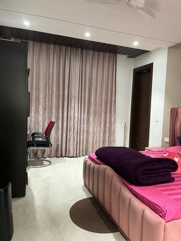Bedroom in 3 BHK Builder Floor at Ansal Sushant Lok I, Sector 43 – for Rent