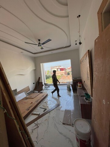 Team Area in 3 BHK Independent House at Sahastradhara Road – for Sale