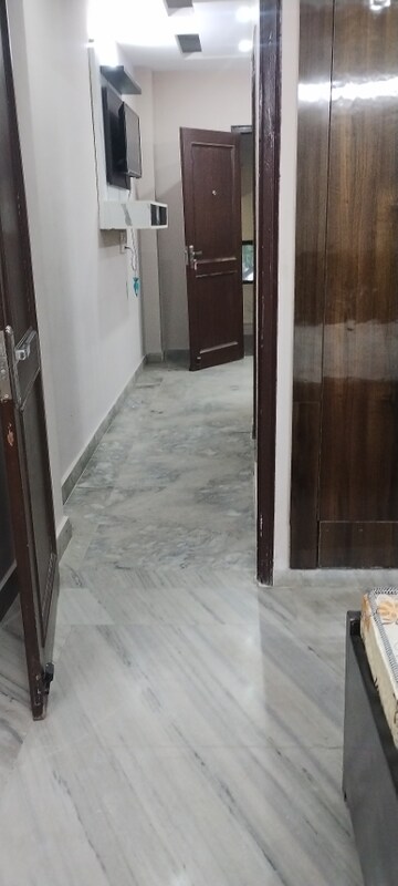 Balcony in 1 BHK Builder Floor at Sector 54 – for Rent