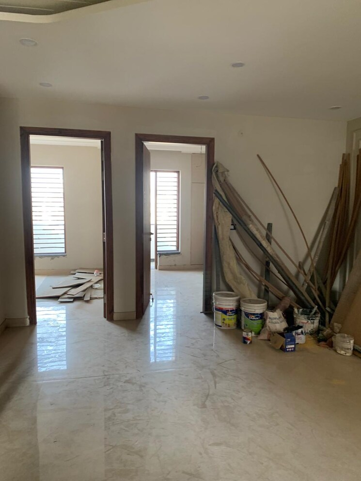 Room, bptp-park-81 3 Bedroom 180 Sq.Ft. Builder Floor In Sector 81 Faridabad 8148563