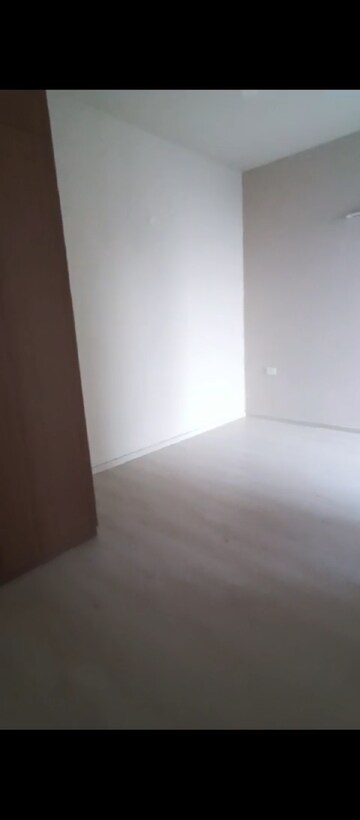 Room in 2 BHK Apartment at M3M Heights, Sector 65 – for Rent