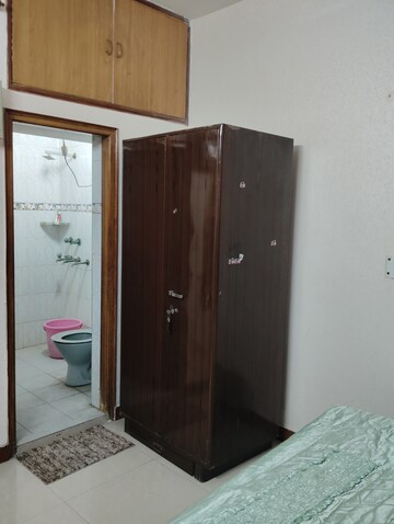 Bedroom in 1.5 BHK Builder Floor at Sector 16 – for Rent