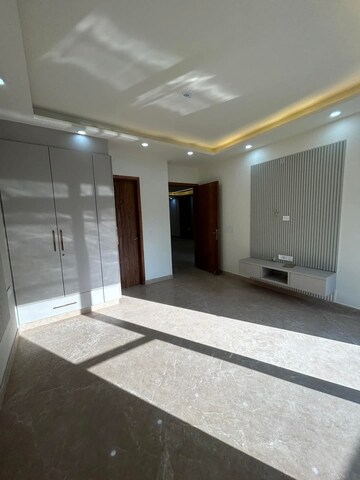 Building Lobby in 5 BHK Builder Floor at Pitampura – for Rent