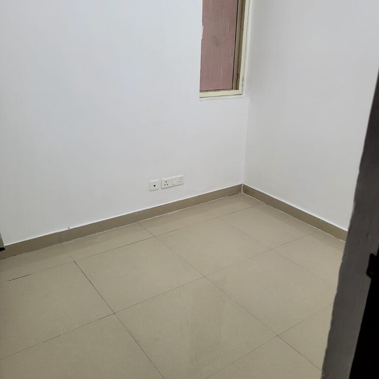 Room, jm-orchid 2.5 Bedroom 1147 Sq.Ft. Apartment In Sector 76 Noida 8148734