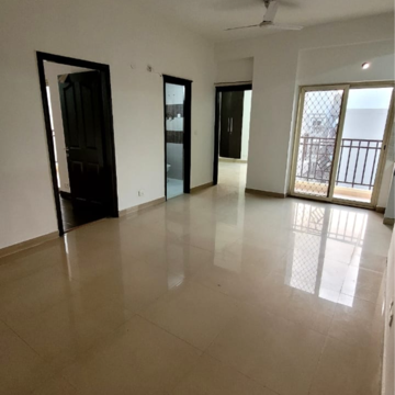 Room in 2.5 BHK Apartment at Jm Orchid, Sector 76 – for Sale