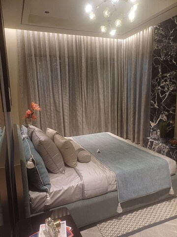 Bedroom in 4 BHK Apartment at Andheri West – for Sale