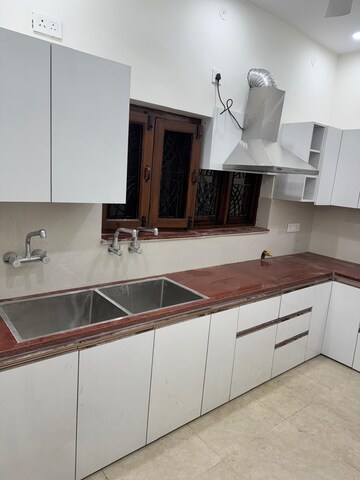 Kitchen in 4 BHK Independent House at Jakhan – for Rent