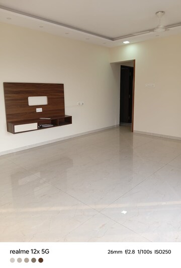 Room in 3 BHK Apartment at Chembur – for Sale