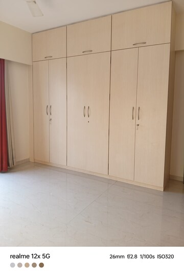 Room in 3 BHK Apartment at Chembur – for Sale