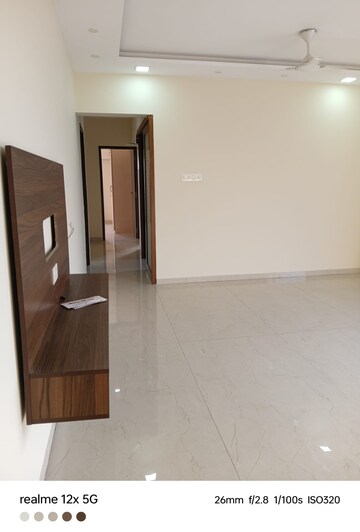 Room in 3 BHK Apartment at Chembur – for Sale