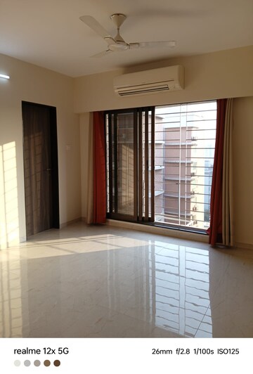 Bedroom in 3 BHK Apartment at Chembur – for Sale