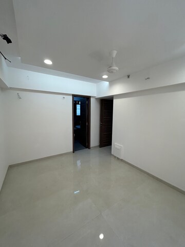 Room in 4 BHK Apartment at Kakkad La Vida, Balewadi – for Rent