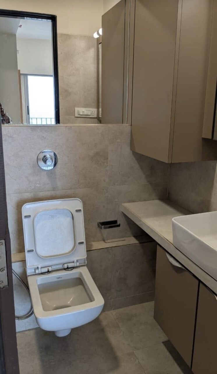 Bathroom, arkade-earth 2 Bedroom 694 Sq.Ft. Apartment In Kanjurmarg East Mumbai 8148881
