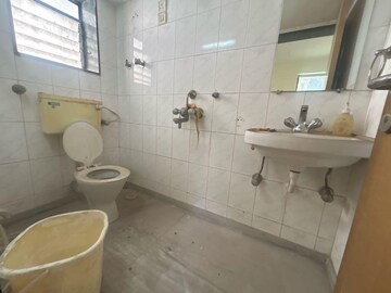 Bathroom in 3 BHK Apartment at Mamata Apartments, Prabhadevi – for Sale