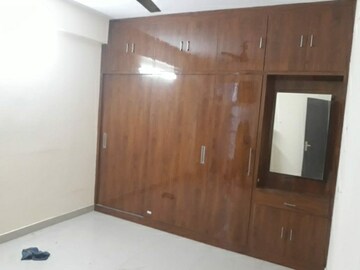 Furnished Amenities in 2 BHK Apartment at Gulmohur Garden, Raj Nagar Extension – for Rent