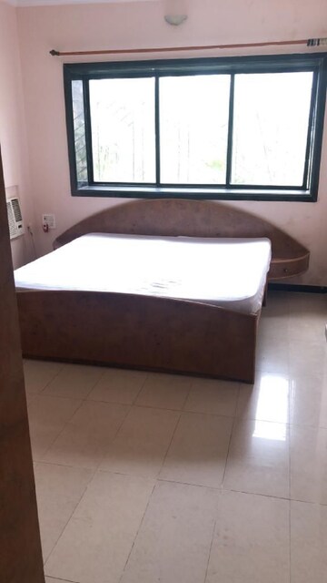 Bedroom in 2 BHK Apartment at Bandra West – for Rent