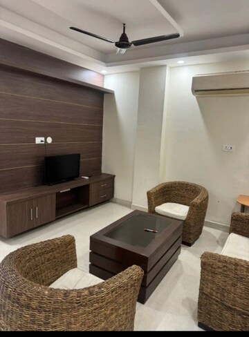 2 BHK Builder Floor For Rent in Saket