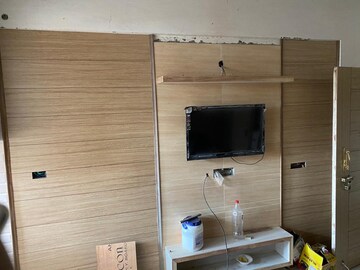 Furnished Amenities in 1 RK Apartment at Suncity Essel Tower, Sector 28 – for Sale