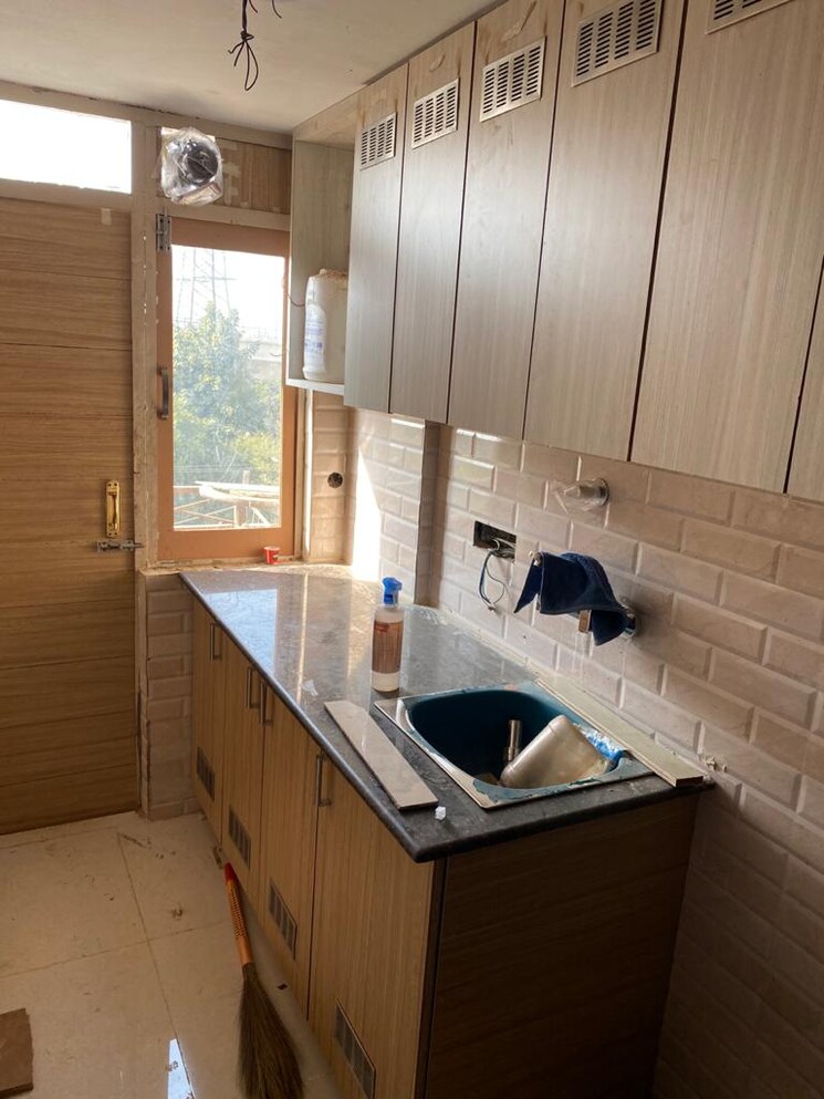 Kitchen, suncity-essel-tower 1 RK 200 Sq.Ft. Apartment In Sector 28 Gurgaon 8149063