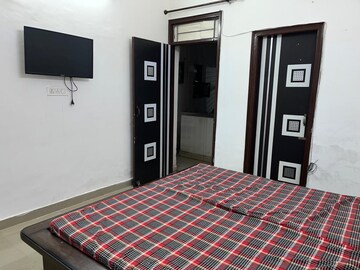 Bedroom in 2 BHK Builder Floor at Sector 127 – for Rent