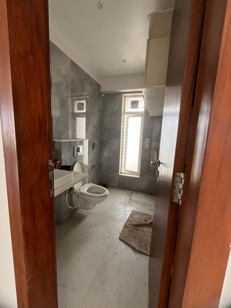 Bathroom, woodstock-apartment-khar 3 Bedroom 1100 Sq.Ft. Apartment In Khar West Mumbai 8149095