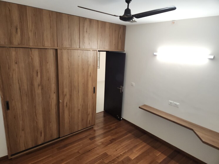 Room, bellandur 4 Bedroom 2500 Sq.Ft. Apartment In Bellandur Bangalore 8149137