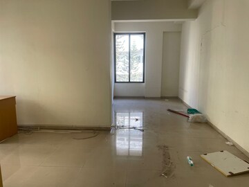 Room in  Office Space at Corporate Corner CHS, Malad West – for Rent