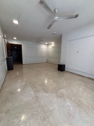 Room in 3 BHK Apartment at K Raheja Vihar, Powai – for Sale