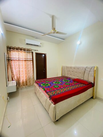 2 BHK Apartment For Rent in Sunny Enclave
