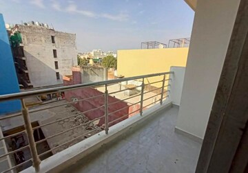 Balcony in 1 BHK Builder Floor at Saket – for Rent