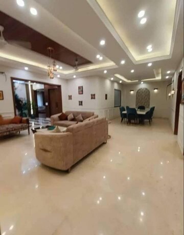 Living Room in 2 BHK Builder Floor at Saket – for Rent