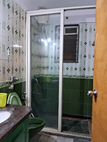 Bathroom in 2 BHK Apartment at Dosti Acres Aster, Wadala East – for Rent