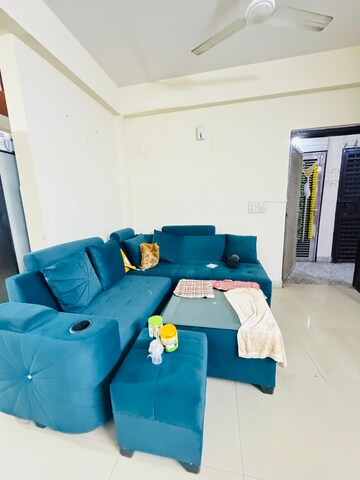 Master Bedroom in 3.5 BHK Apartment at Aims Golf City, Sector 75 – for Rent