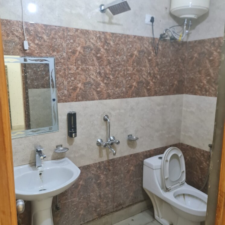 Bathroom, apex-athena 2 Bedroom 1295 Sq.Ft. Apartment In Sector 75 Noida 8149305