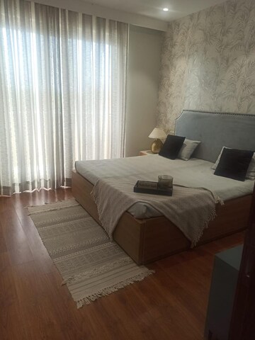 Bedroom in 2 BHK Apartment at Suncity Avenue 76, Sector 76 – for Rent
