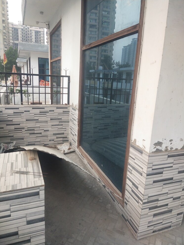 Exterior View, kingson-green-villa-phase-2 3.5 Bedroom 1828 Sq.Ft. Villa In Panchsheel Green Greater Noida 8149336