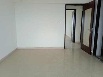 Room in 4 BHK Apartment at Rajesh Raj Grandeur, Powai – for Sale