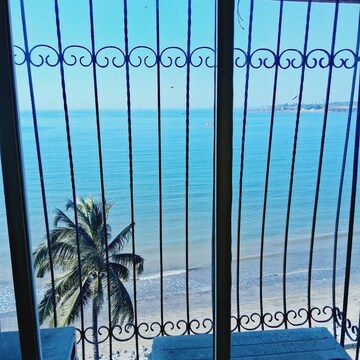 Staircase in 2 BHK Apartment at Ganga Bhavan, Yari Road – for Rent