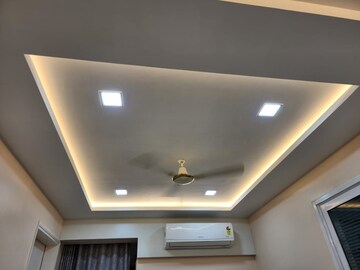 Furnished Amenities in 4 BHK Apartment at Thane West – for Rent