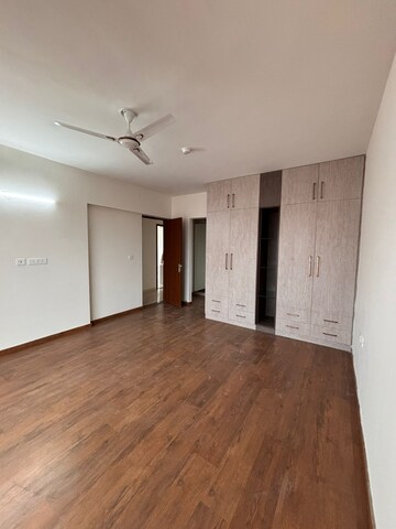 Room in 4 BHK Apartment at Shapoorji Pallonji Joyville Gurgaon, Sector 102 – for Rent