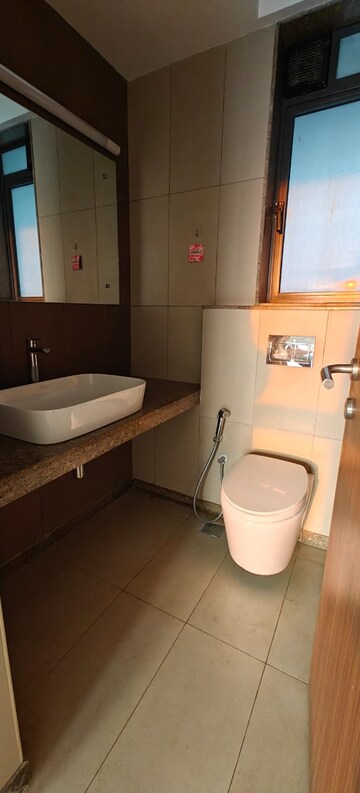 Master Bedroom in 2 BHK Apartment at Shapoorji Pallonji Vicinia, Powai – for Rent