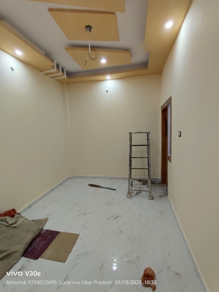 Room, jankipuram extension 3 Bedroom 1000 Sq.Ft. Independent House In Jankipuram Extension Lucknow 8149441