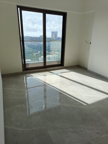 Room in 3 BHK Apartment at Lotus Unity, Versova – for Sale