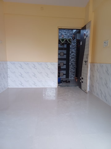 Room in 1 BHK Apartment at Shiv Arpan Society, Ghansoli – for Rent