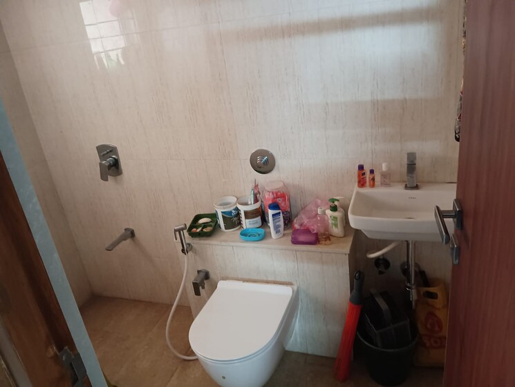 Bathroom, romell-allure 1 Bedroom 407 Sq.Ft. Apartment In Borivali East Mumbai 8149502