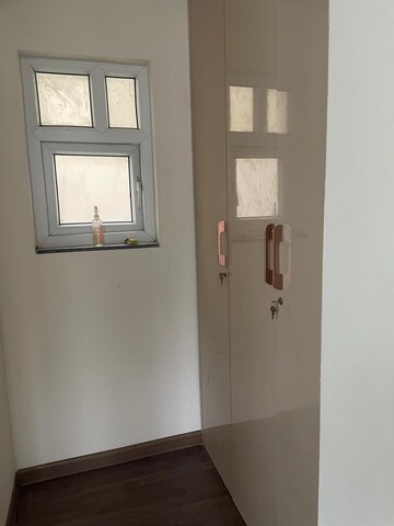 Room in 3 BHK Apartment at Emaar Gurgaon Greens, Sector 102 – for Rent