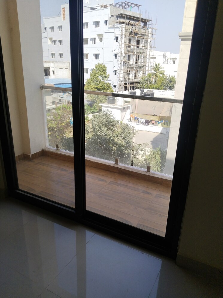 Room, vijayanagar colony 3 Bedroom 1335 Sq.Ft. Apartment In Vijayanagar Colony Hyderabad 8149506