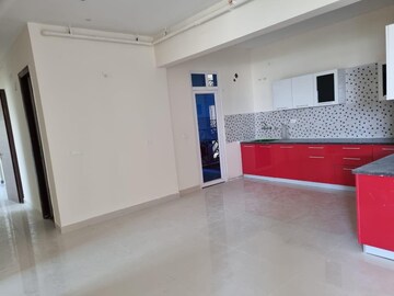 Room in 4 BHK Apartment at Saya Gold Avenue, Vaibhav Khand – for Sale