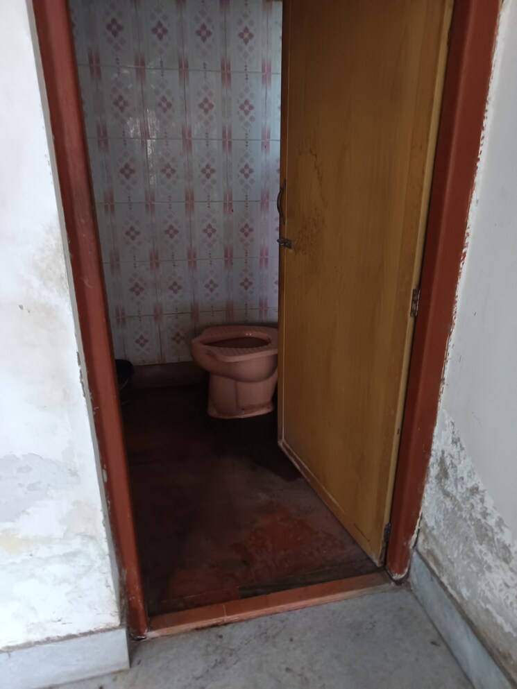Bathroom, shibpur 4 Bedroom 750 Sq.Ft. Independent House In Shibpur Howrah 8149530